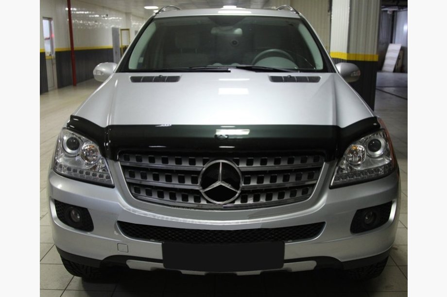 Mercedes ML W164 2005–2011 Kapota deflektors (SIM) Image