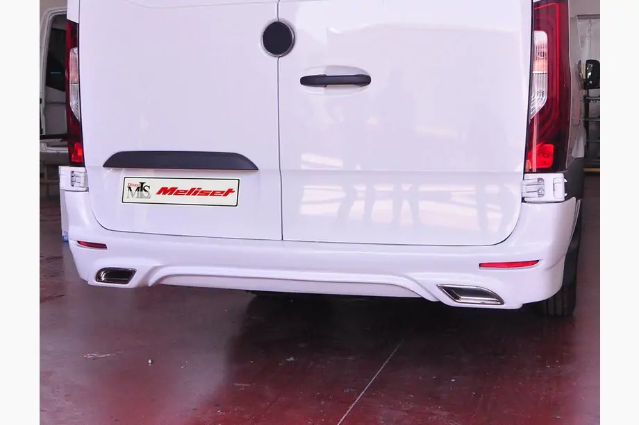 Mercedes Sprinter W907/W910 2018– Aizmugurējā bampera uzlika (krāsošanai) Foto 2