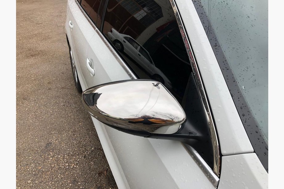 Volkswagen Jetta 2011–2018 Spoguļu uzlikas EU (2 gab., nerūsējošais tērauds) OmsaLine – itāļu nerūsējošais tērauds Image