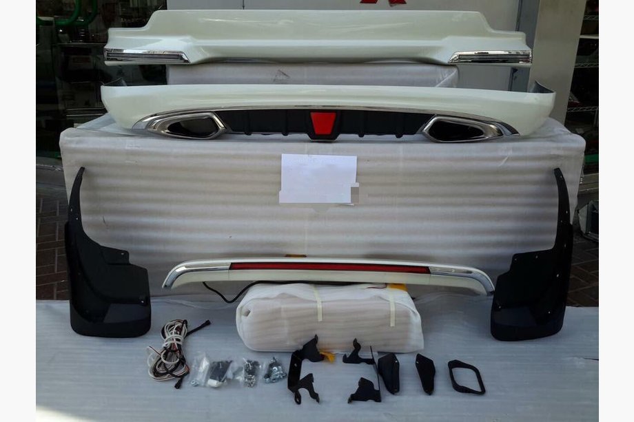 Toyota Land Cruiser 200 2007–2021 Bodykit komplekts 2012-2015 (LC15) Foto 2