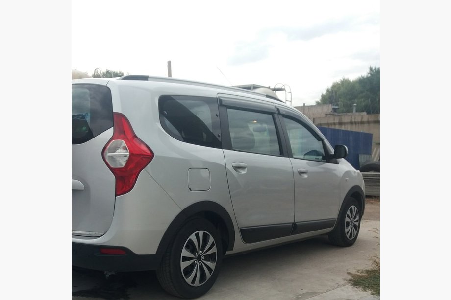 Renault Lodgy 2013–2022 Riteņu arku uzlikas (4 gab., melnas) Image
