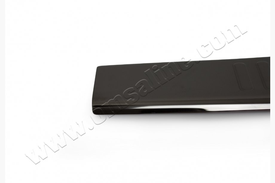 Nissan Qashqai 2007–2010 Aizmugurējā bufera uzlika melns hroms (nerūsējošais tērauds) Image