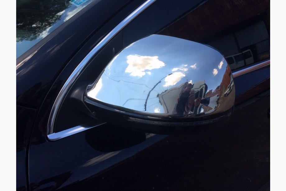 Audi Q7 2005–2015 Spoguļu uzlikas (2 gab., nerūsējošais tērauds) Carmos, nerūsējošais tērauds Image
