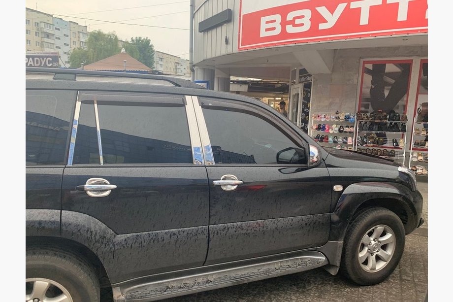 Toyota Land Cruiser Prado 120 2002–2009 Durvju statņu moldingi (8 gab., nerūsējošais tērauds) Foto 1