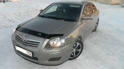 Toyota Avensis 2003–2009 Kapota deflektors (VIP) foto 1
