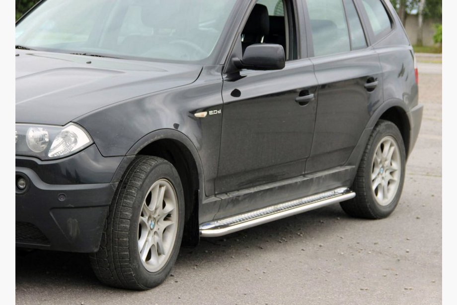 BMW X3 E83 2003–2010 Sānu pakāpieni KB001 (nerūsējošais tērauds) Image