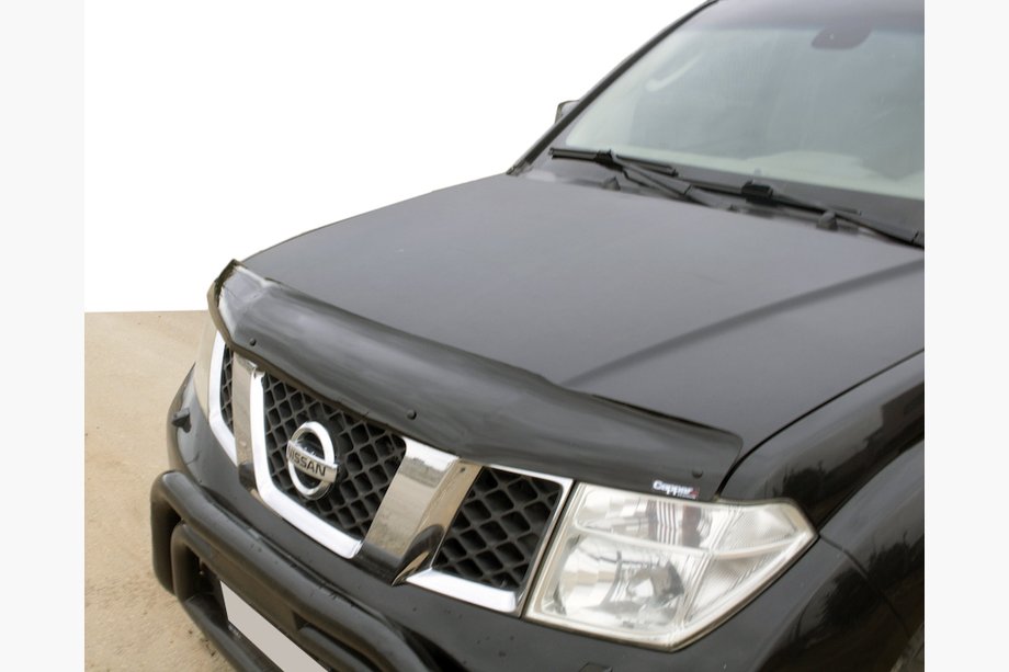 Nissan Navara 2006–2015 Motora pārsega deflektors (EuroCap) Image