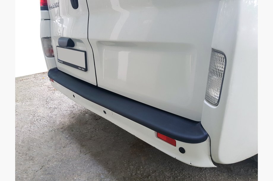 Renault Trafic 2001–2015 IZPĀRDOŠANA! Aizmugurējā bampera aizsarguzlika EuroCap (ABS) Image