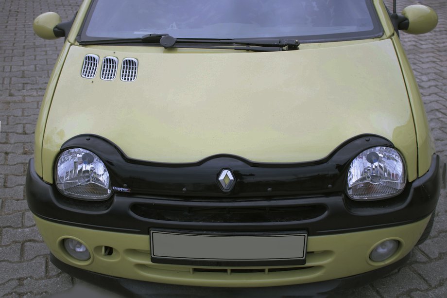 Renault Twingo 2007–2014 Motora pārsega deflektors (EuroCap) Image