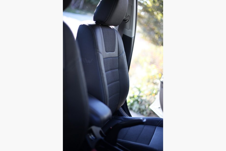 Mitsubishi Lancer X 2008– Automašīnas sēdekļu pārvalki SoyuzAuto Dynamic Image