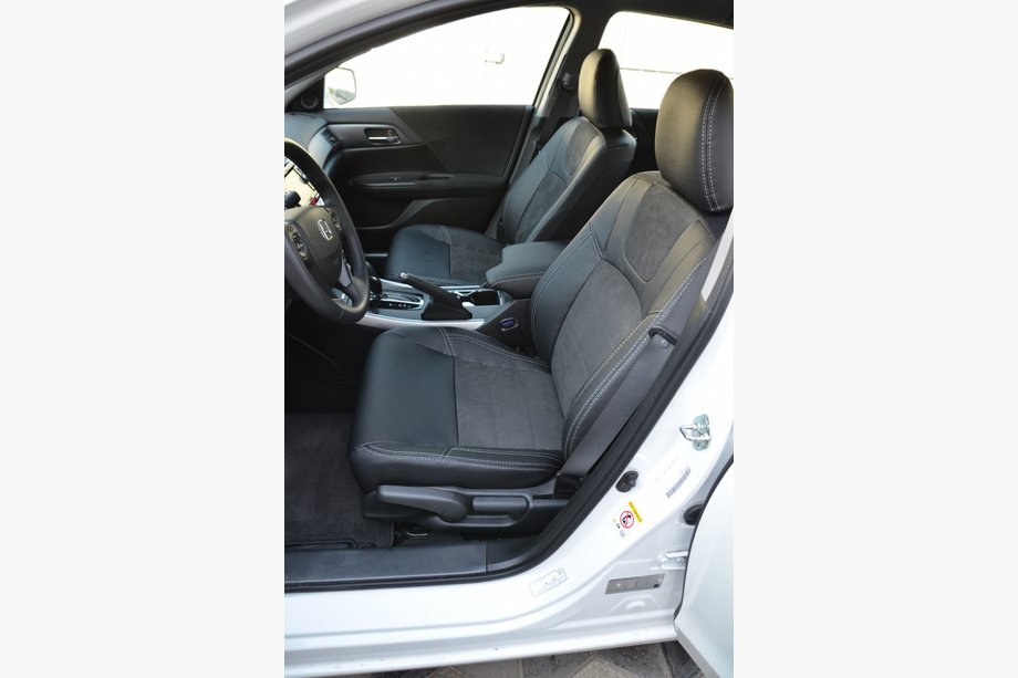 Honda Accord IX 2013–2017 Sēdekļu pārvalki Alcantara ↗ mākslīgā āda Image