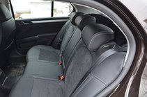 Skoda Superb 2009–2015 Autosēdekļu pārvalki (2013↗, mākslīgā āda↗Alcantara, Elite) foto 3