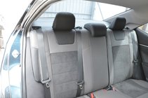 Toyota Corolla 2013–2019 Sēdekļu pārvalki Elite (ādas aizstājējs ↗ Alcantara imitācija) foto 3