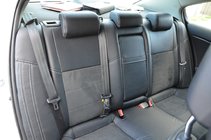 Toyota Avensis 2009–2018 Automašīnas sēdekļu pārvalki (mākslīgā āda → Alcantara aizstājējs) foto 3