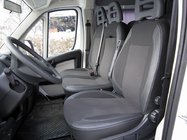 Renault Trafic 2015– Auto sēdekļu pārvalki (audums + eko āda, Premium) Priekšējie sēdekļi (2+1) foto 1