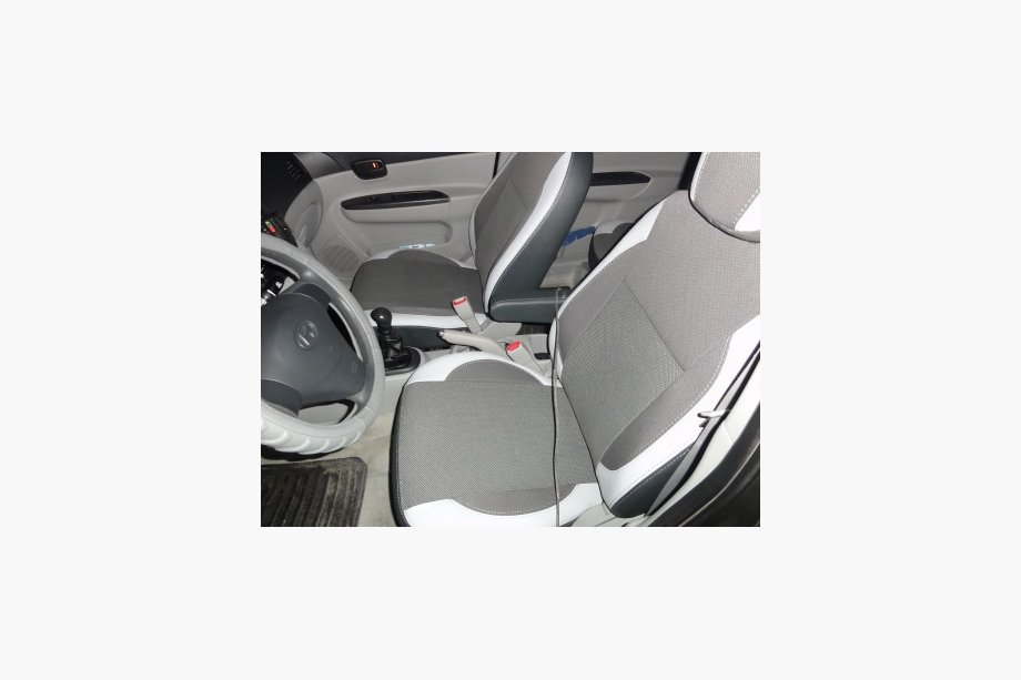 Hyundai Accent 2006–2010 Auto sēdekļu pārvalki no ekoādas Premium Image