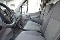 Volkswagen Crafter 2006–2016 Autosēdekļu pārvalki (mākslīgā āda↗audums, Premium) 1+1 foto 5