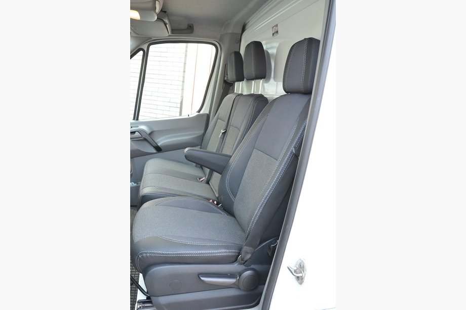 Volkswagen Crafter 2006–2016 Autosēdekļu pārvalki (mākslīgā āda↗audums, Premium) Foto 3