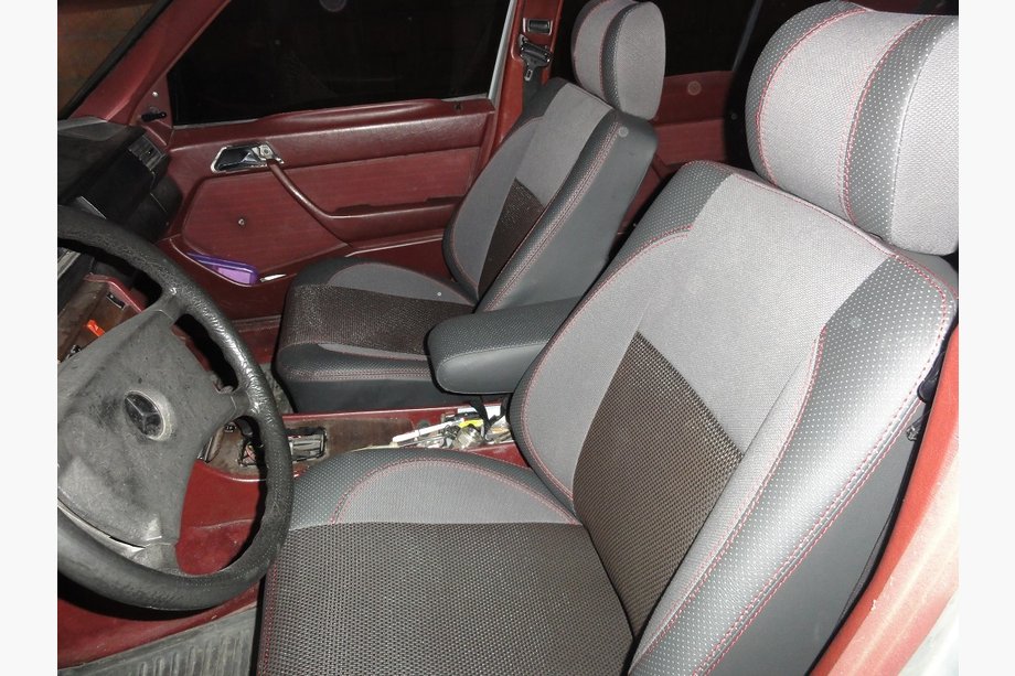 Mercedes E-klase W124 1984–1997 Autosēdekļu pārvalki (mākslīgā āda↗audums, Premium) Image
