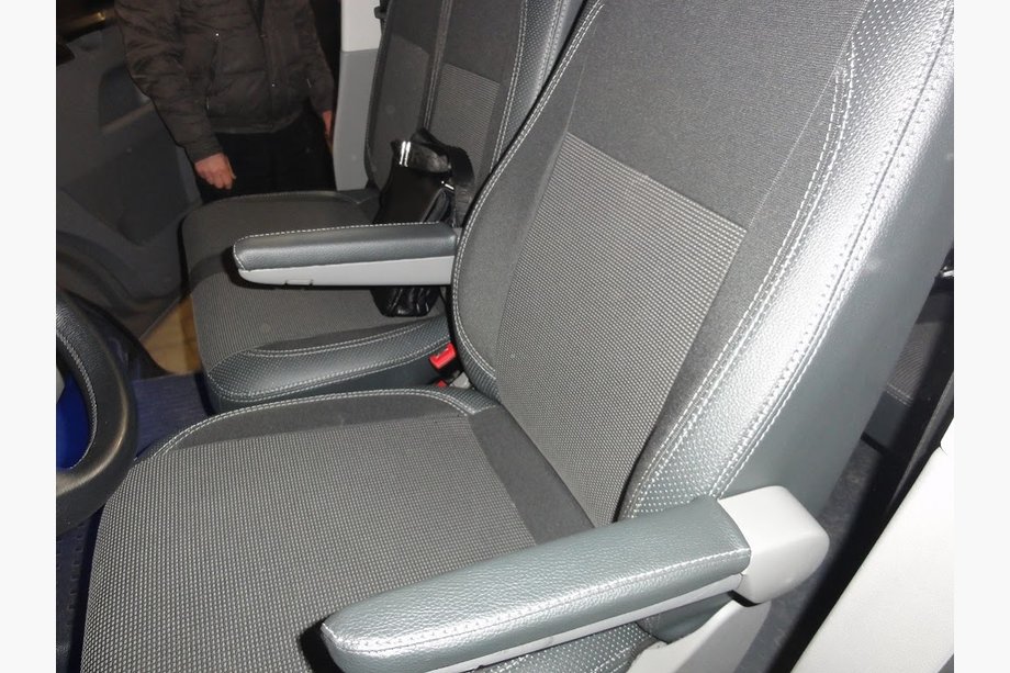 Volkswagen T5 2010–2015 Autosēdekļu pārvalki (mākslīgā āda↗audums, Premium) Priekšējie (2+1) Foto 4