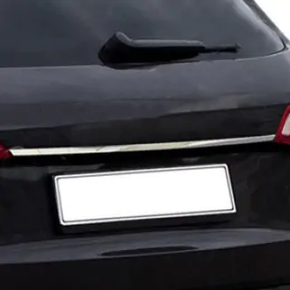 Līste virs numura zīmes (2015-2018, sedans, nerūsējošais tērauds) foto 3