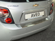 Chevrolet Aveo T300 2011–2020 Aizmugurējā bampera uzlika ar ieloci Nataniko (nerūsējošais tērauds) Tikai hečbekam foto 1