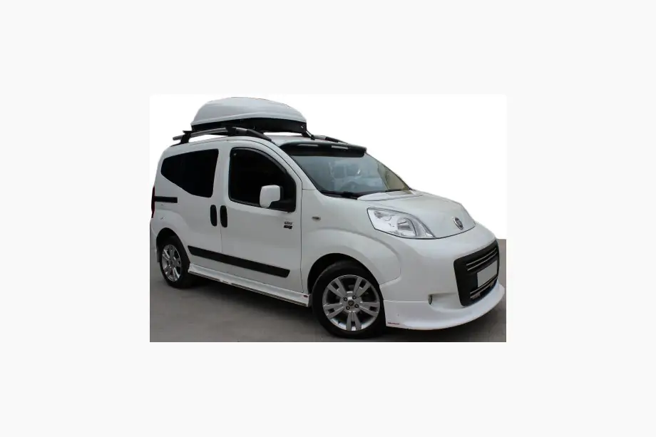 Peugeot Bipper 2008–2017 Priekšējā bampera lūpas uzlika V2 (krāsošanai) Image