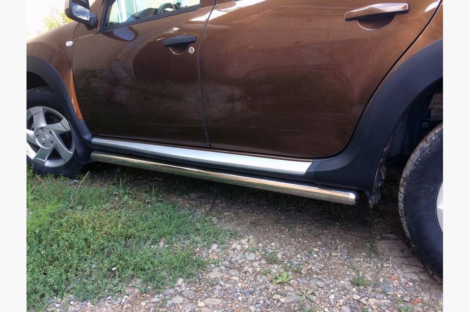 Dacia Duster 2008–2018 Sānu caurules (2 gab., nerūs. tērauds) Image
