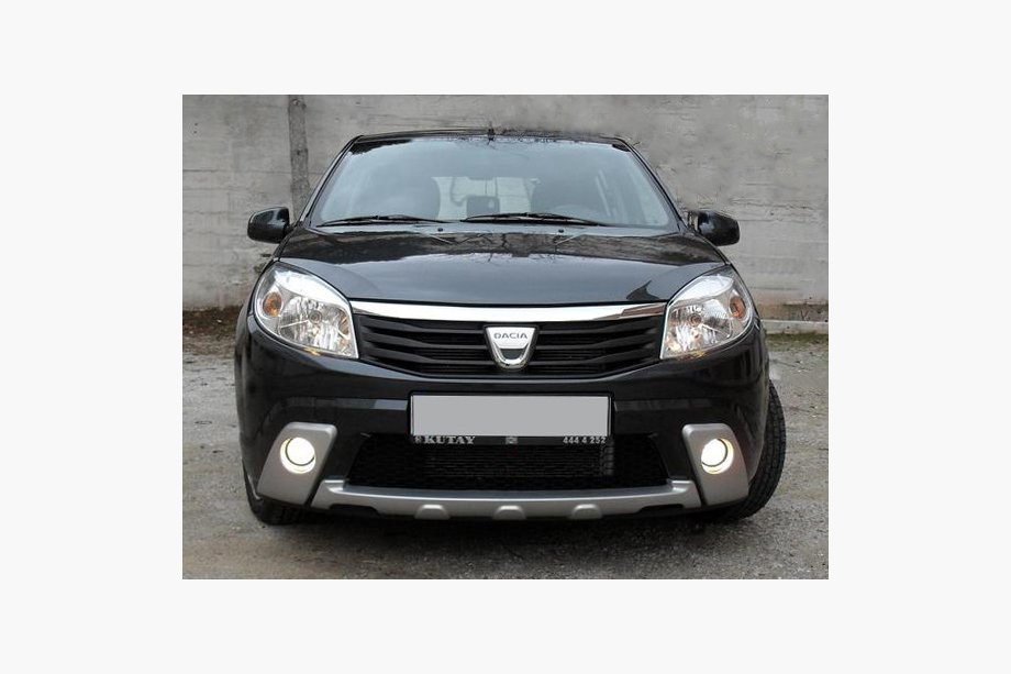 Dacia Sandero 2007–2013 Priekšējā bufera lūpas uzlikas (3 gab., krāsošanai) Image