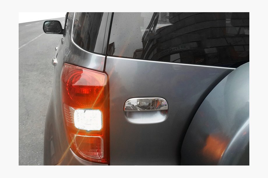 Daihatsu Terios 2006–2017 Bagāžnieka atvēršanas roktura uzlika (nerūsējošais tērauds) Image