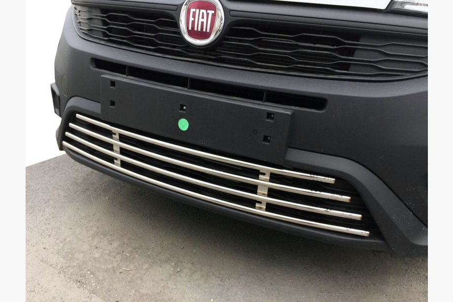 Fiat Doblo II 2010–2022 Bampera režģis 2014↗ (nerūsējošais tērauds) Image