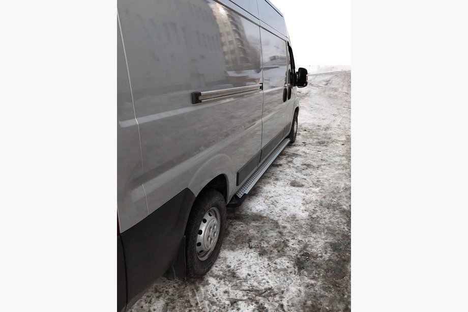 Peugeot Boxer 2006–2025 Sānu pakāpieni Allmond Grey (2 gab., alumīnija) Vidējā riteņu bāze Foto 11