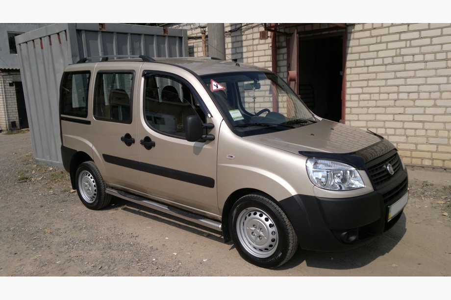 Fiat Doblo I 2005–2010 Hromēti jumta reliņi Foto 10