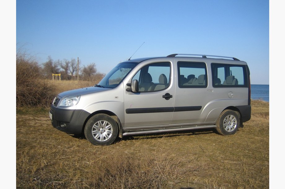 Fiat Doblo I 2005–2010 Hromēti jumta reliņi Foto 16