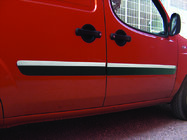 Fiat Doblo I 2005–2010 Durvju moldingi, šaurais modelis (4 gab., nerūsējošais tērauds) OmsaLine – itāļu nerūsējošais tērauds foto 3