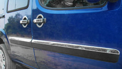 Fiat Doblo I 2005–2010 Durvju moldingi, šaurais modelis (4 gab., nerūsējošais tērauds) OmsaLine – itāļu nerūsējošais tērauds foto 1