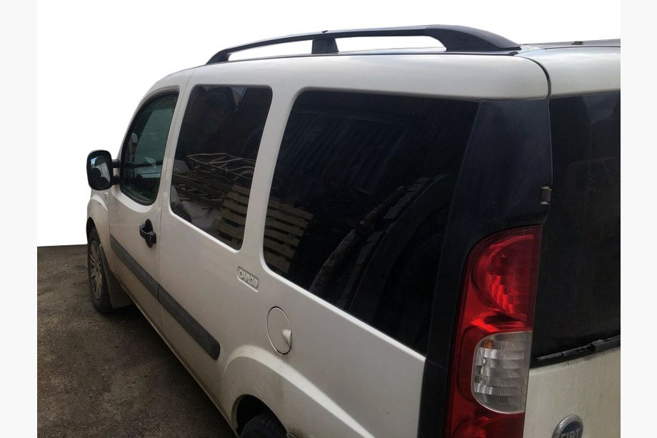Fiat Doblo I 2005–2010 Melni jumta reliņi Image