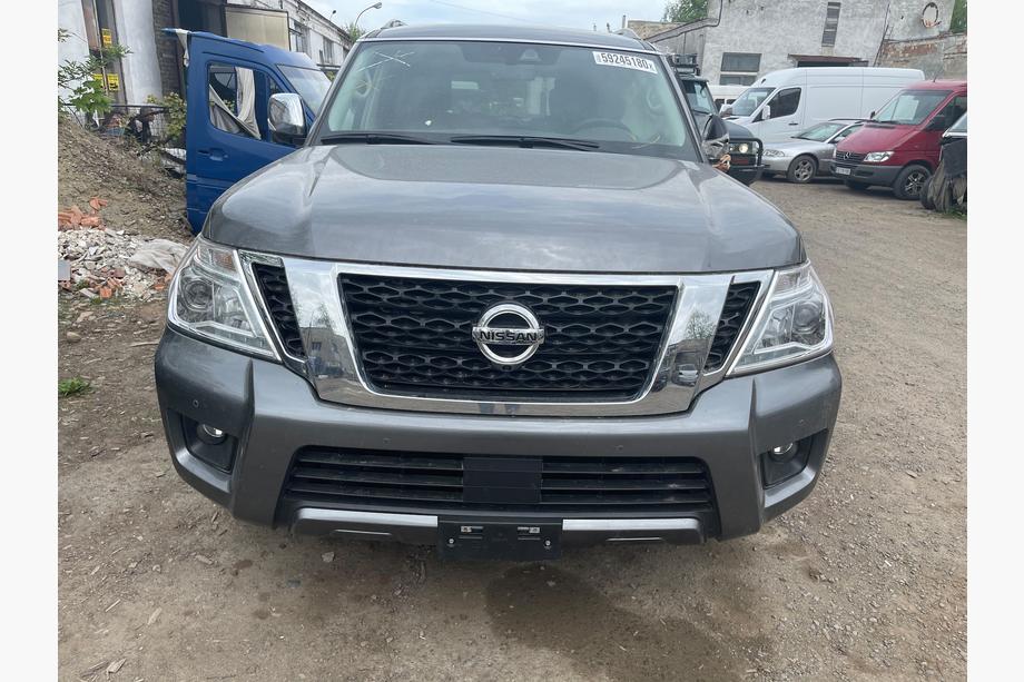 Nissan Patrol Y62 2010–2024 Priekšējais buferis komplektā (oriģināls 2019. gads) Foto 1