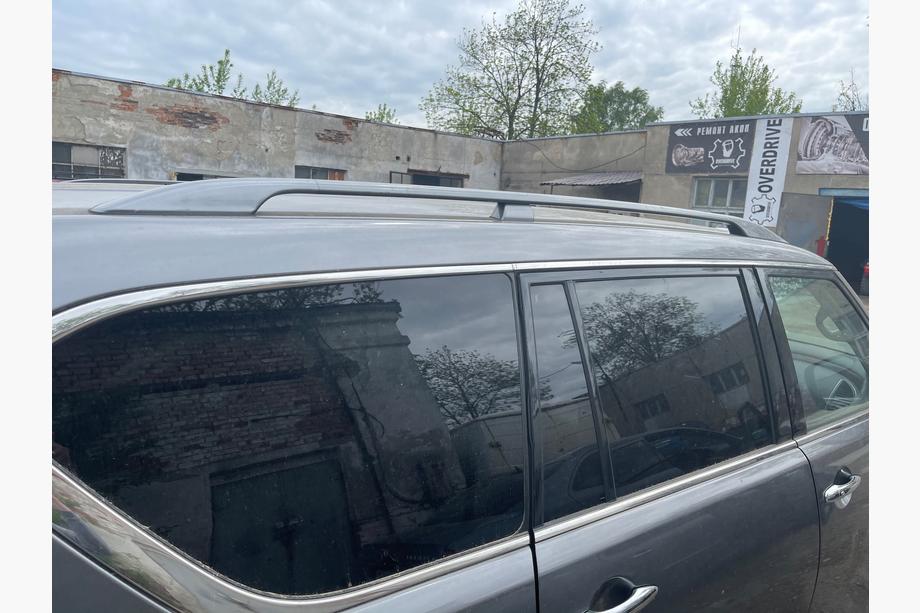 Nissan Patrol Y62 2010–2024 Jumta reliņi (oriģinālie 2019. gads) Image