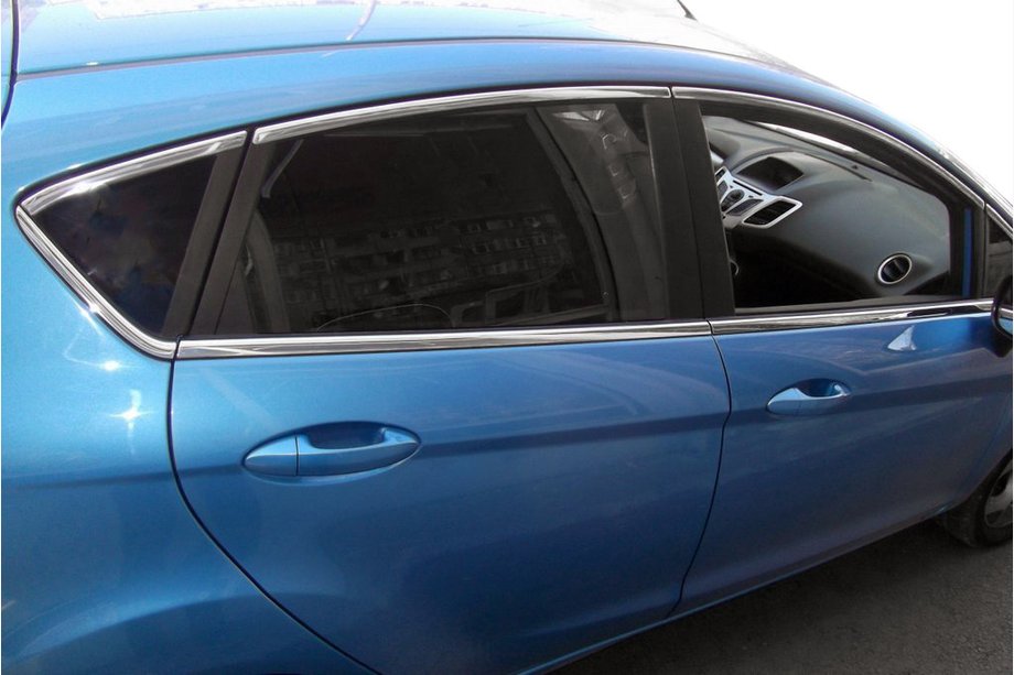 Ford Fiesta 2008–2017 Augšējās logu apdares līstes (8 gab., nerūsējošais tērauds) Image