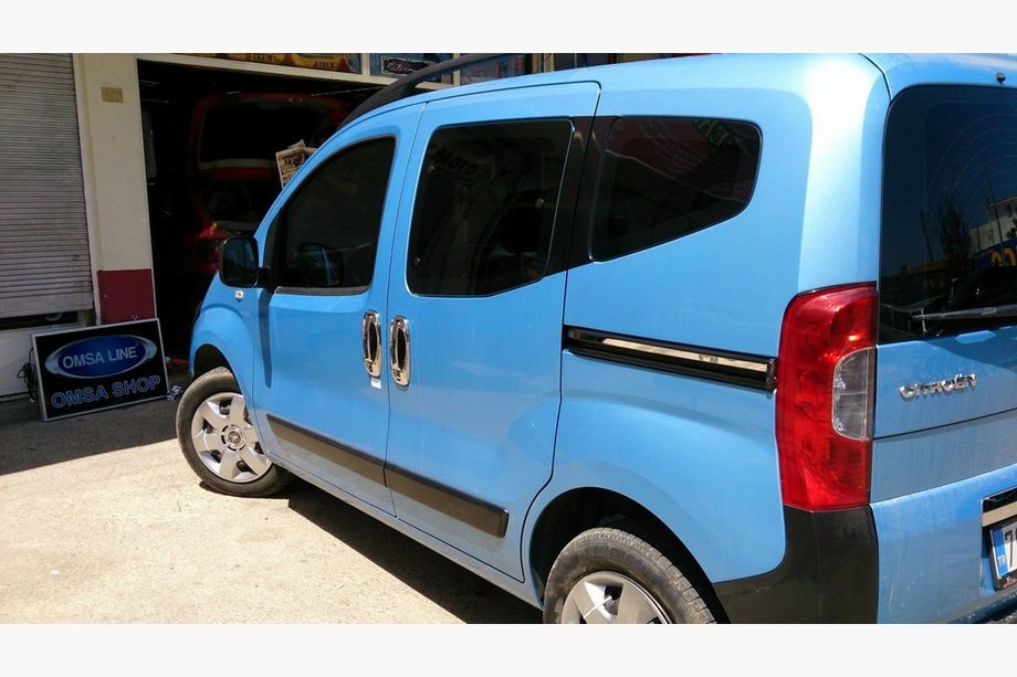 Peugeot Bipper 2008–2017 Moldingi zem bīdāmajām durvīm (2 gab., nerūsējošais tērauds) Carmos - turku teras Foto 2