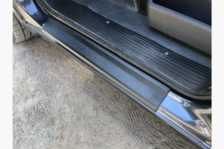 Mercedes Vito W638 1996–2003 ABS sliekšņu uzlikas (2 gab., plastmasa) Spīdīgas Image