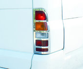 Ford Transit 2000–2014 Aizmugurējo lukturu uzlikas (2 gab., nerūsējošais tērauds) foto 4