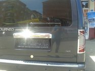 Ford Connect 2010–2013 Hromēta līste virs numura zīmes (montāža uz oriģinālās vietas, nerūsējošais tērauds) Carmos - turku teras foto 4