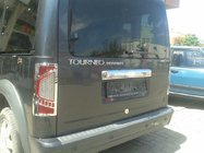 Ford Connect 2010–2013 Hromēta līste virs numura zīmes (montāža uz oriģinālās vietas, nerūsējošais tērauds) Carmos - turku teras foto 2