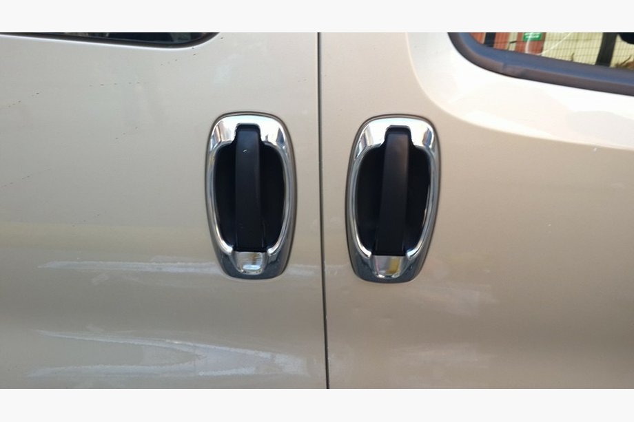 Fiat Fiorino/Qubo 2008–2024 Durvju rokturu ietvari (4 gab., nerūs. tērauds) Foto 8