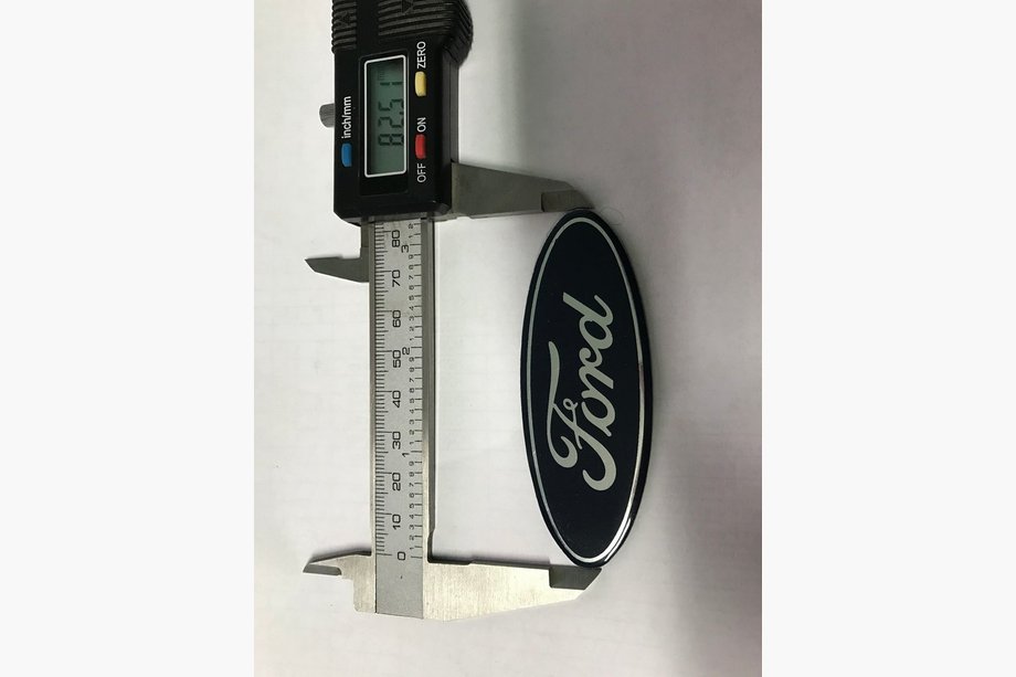 Ford Transit 2000–2014 Ford uzlīme (82,55 mm) Image