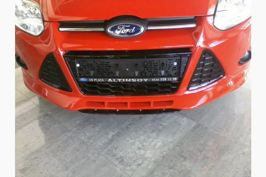 Ford Focus III 2011–2017 Priekšējā bampera lūpas uzlika 2011-2014 (krāsošanai) Image