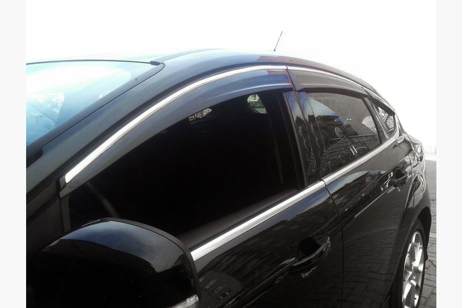 Ford Focus III 2011–2017 Logu deflektori ar hromu (6 gab., Sunflex) Universālis Image