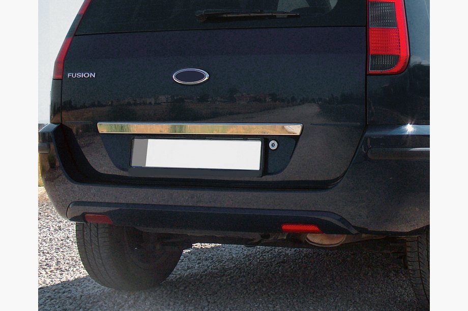 Ford Fusion 2002–2012 Uzlika virs numura zīmes uz bagāžnieka vāka (nerūsējošais tērauds) Image